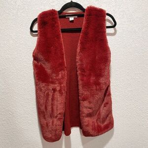 Liz Claiborne Faux Fur Oxblood Open Knit Vest Women’s XS Burgundy Stretch